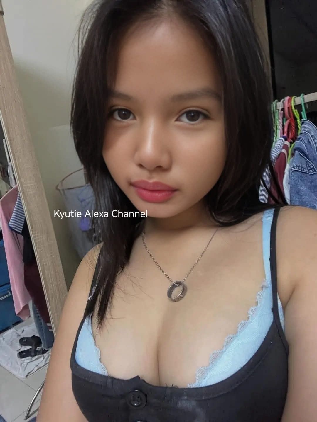 Video Viral Indonesia Terbaru 2025 Indonesia Bibirmu Menarik Nafasku Tutorial Top Global